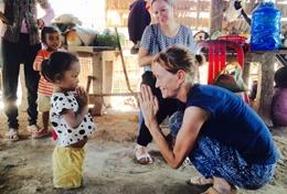 Missions de volontariat et stages au Cambodge : Cours de langues et séjours linguistiques Missions de volontariat et stages au Cambodge : Cours de langues et séjours linguistiques