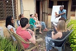 Missions de volontariat et stages au Ghana : Cours de langues et séjours linguistiques Missions de volontariat et stages au Ghana : Cours de langues et séjours linguistiques